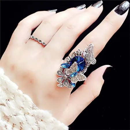 Ladies Ring Luxury Crystal...