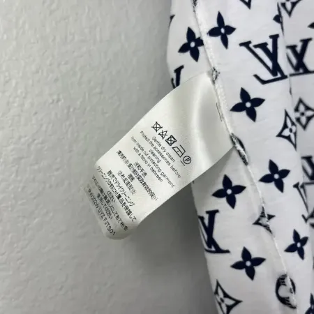 Louis Vuitton Exclusive Chain Inkjet Monogram T-Shirt Louis Vuitton Exclusive Chain Inkjet Monogram T-Shirt