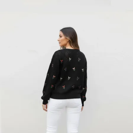Women's Crew Neck Cable Knit Embroidered Sweater - Black Women's Crew Neck Cable Knit Embroidered Sweater - Black